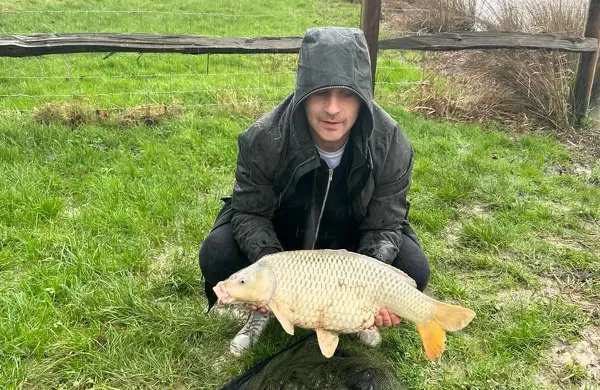 a5307baf-dff6-49e3-b21b-863a54c07726